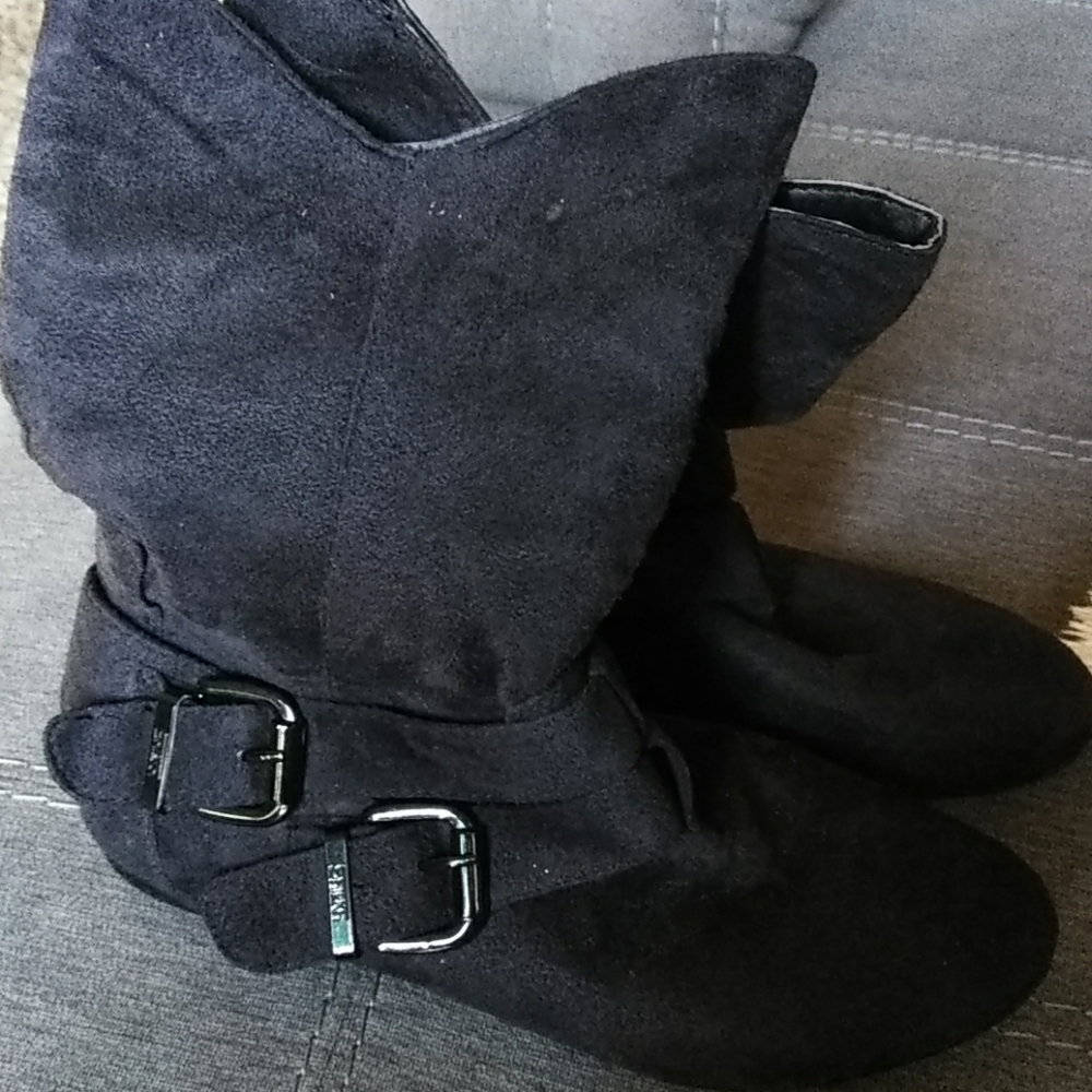Booties - Picture 3 of 3